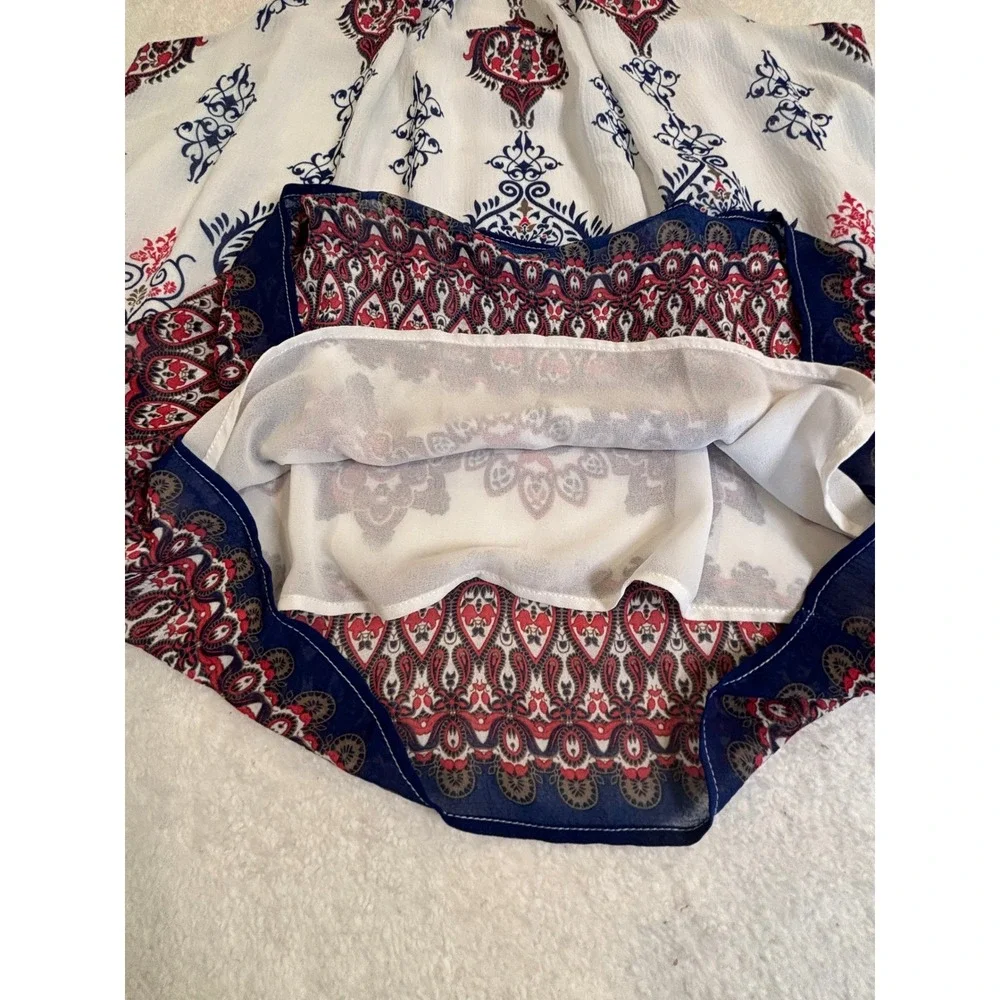 D.N.A Couture Womens Medium Paisley Medallion Tank Top Red Blue White Sleeveless - Picture 5 of 5